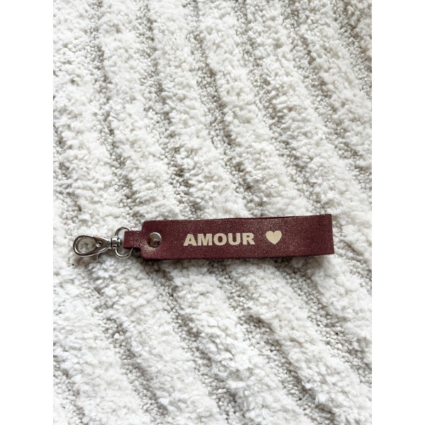 LA CARTABLIERE Porte-Clés Message Amour Cuir Pailleté Grenat doré.