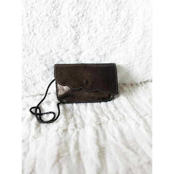 LA CARTABLIERE Mini Pochette Fleur en cuir Pailleté Noir cuivré.