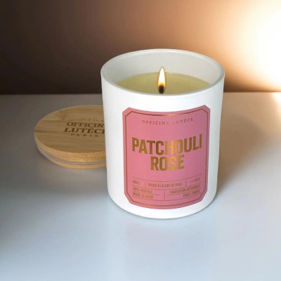 OFFICINE LUTECE Bougie parfumée Patchouli rose.
