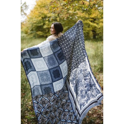 Shanna Foulard Tiffany.