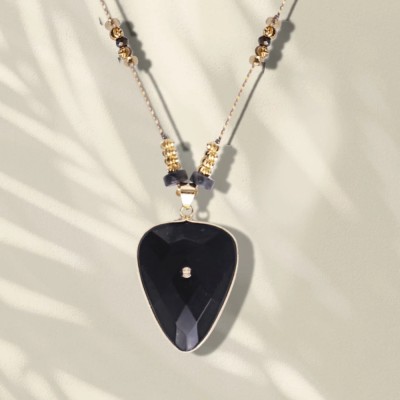 LOETMA Collier Shardana Onyx Noir.