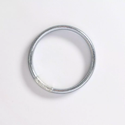 MAISON IZEL Bracelet Jonc Bouddhiste Mantras Silver. MAISON IZEL Bracelet Jonc Bouddhiste Mantras Silver.