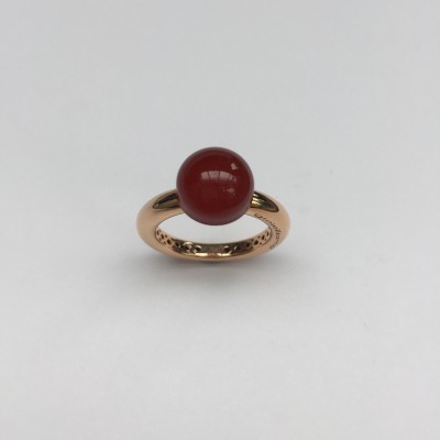 Bague cabochon cornaline en or rose .