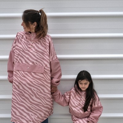 POULE PARTY - Poncho - Zebra - Adulte POULE PARTY - Poncho - Zebra - Adulte