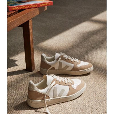 VEJA - V10 Baskets - White Natural Sahara